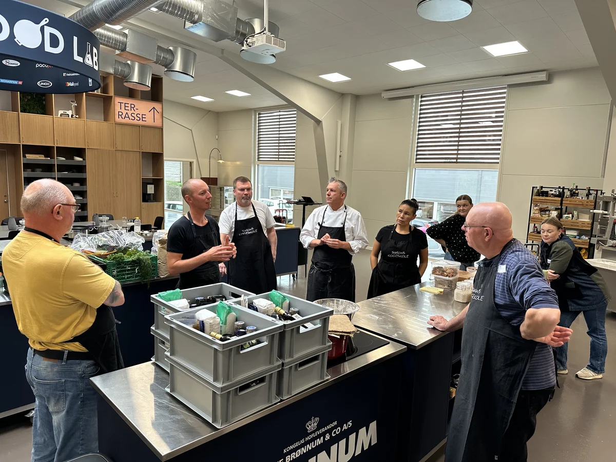 Skibsassistenter fik inspiration og peptalk på madkursus