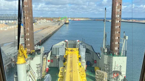 På WIND har de et gåbånd på broen