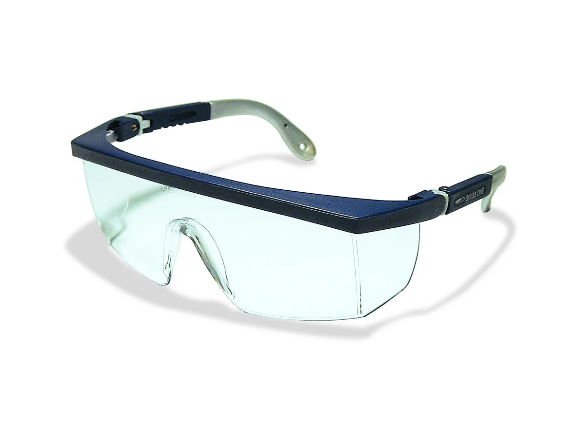 Almindelig værnebrille. Brillerne fås ofte med sidebeskyttelse, som øger beskyttelsen mod flyvende partikler og strejflys.